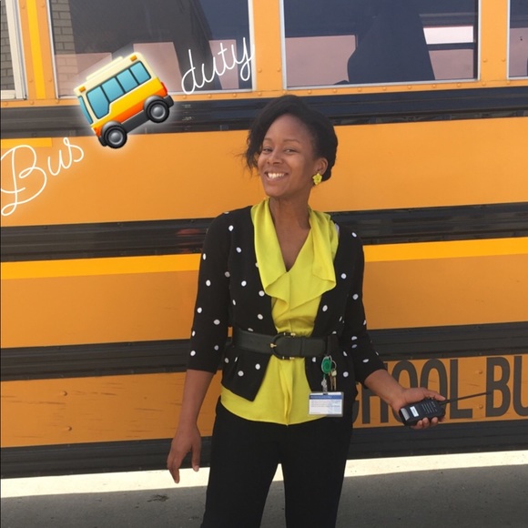 ๐Hey Iโm Keni๐ LIKE THIS TO BOOKMARK MY CLOSET! - Picture 5 of 8